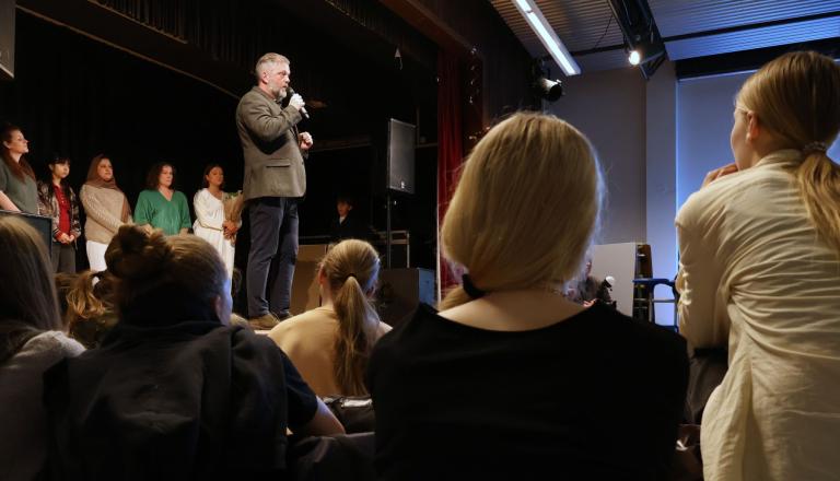 Principal Ómar Örn addresses students at the presentation