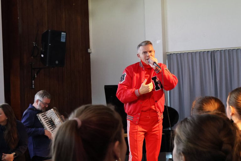 Páll Óskar í Hagaskóla